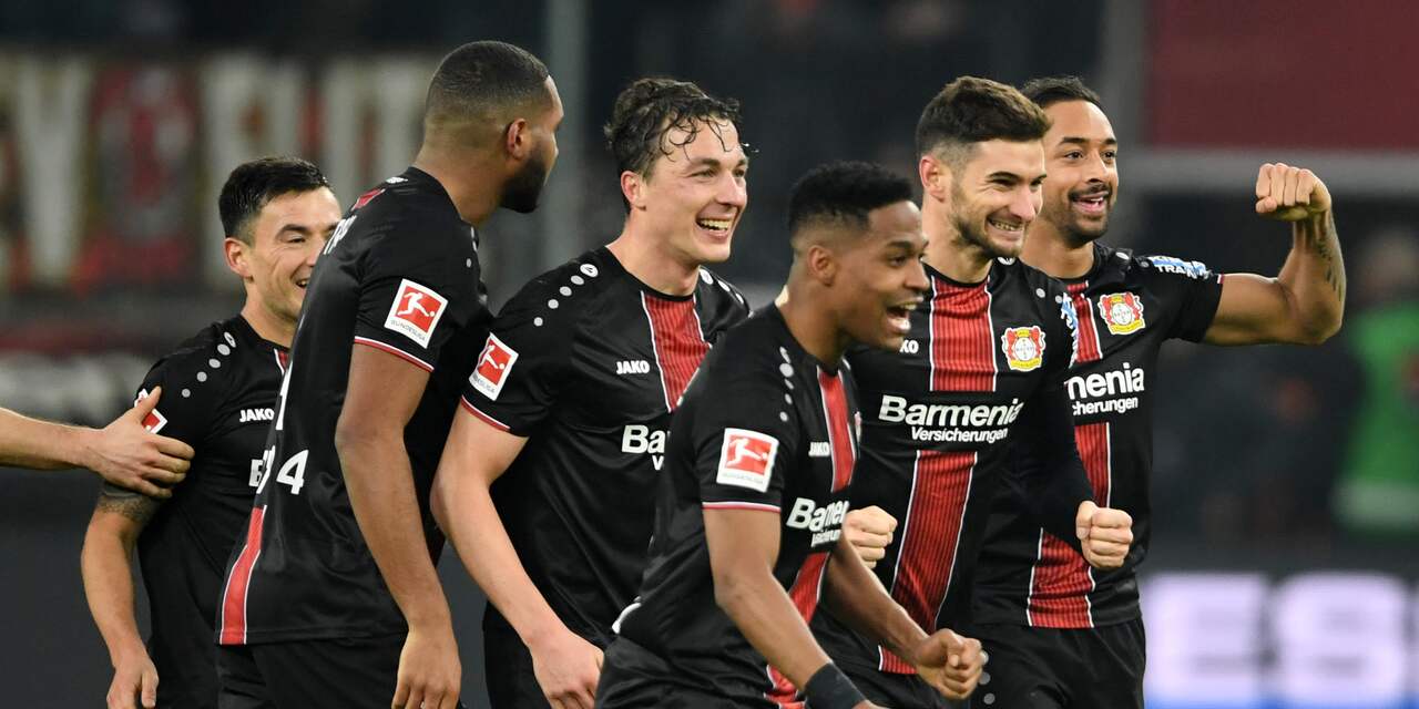Nuchtere Bosz ziet zege 'karaktervol' Leverkusen op Bayern als leermoment