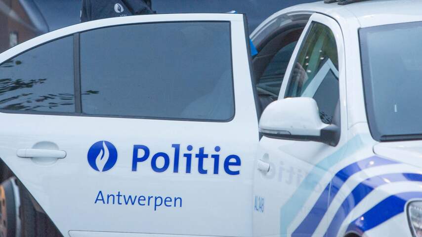 Vijftien huizen beschadigd en persoon lichtgewond bij zware explosie in Antwerpen