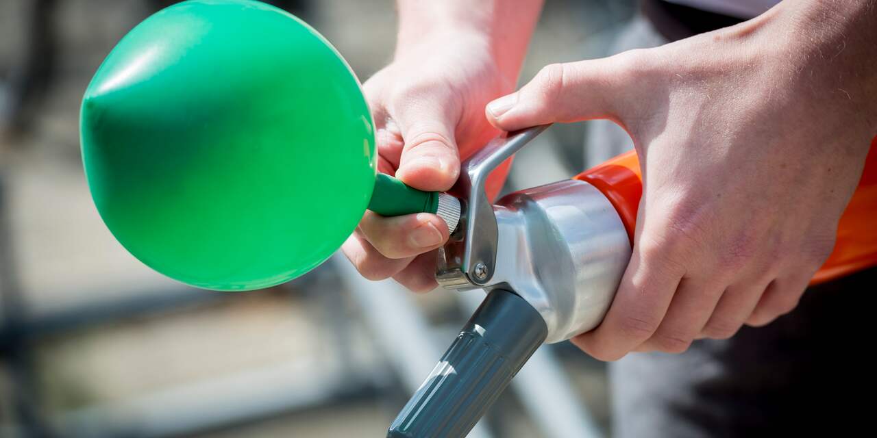 Duizenden liters helium en 150 liter lachgas ontdekt in Bredase garagebox: ‘Levensgevaarlijke situat