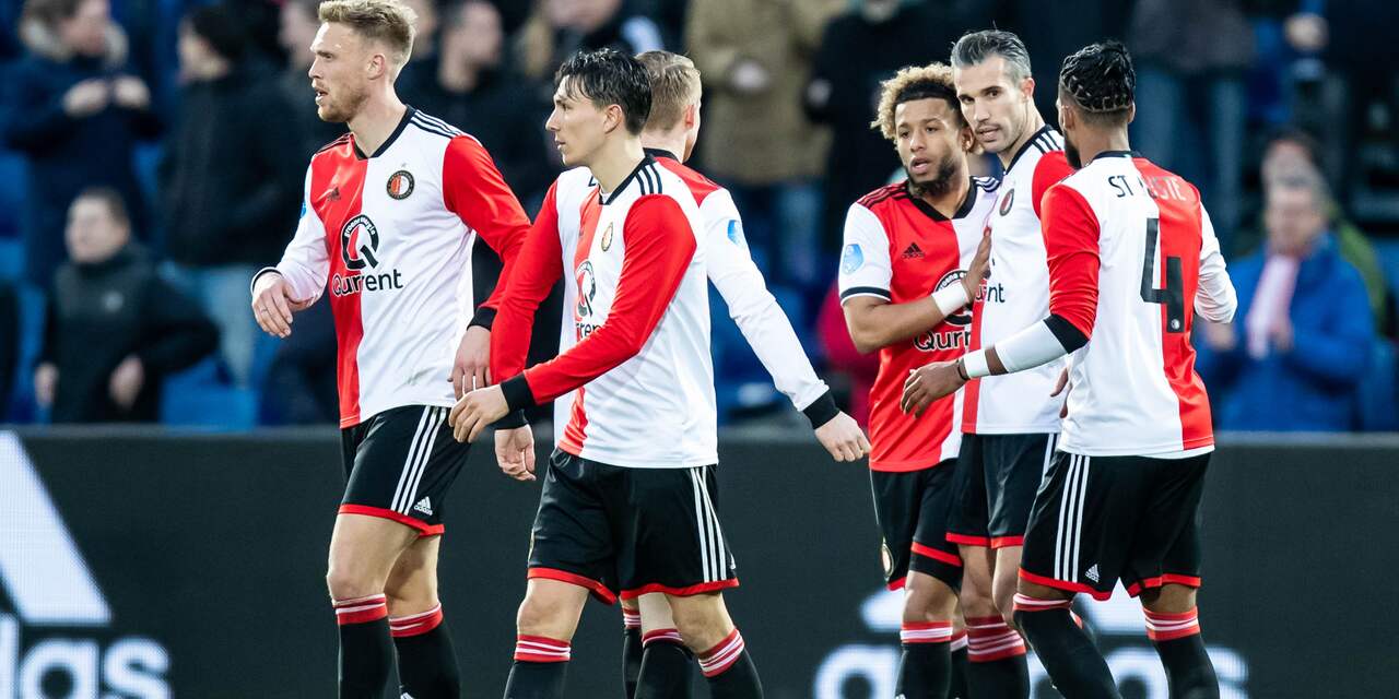 Van Persie leidt Feyenoord met eerste hattrick in Eredivisie langs Emmen
