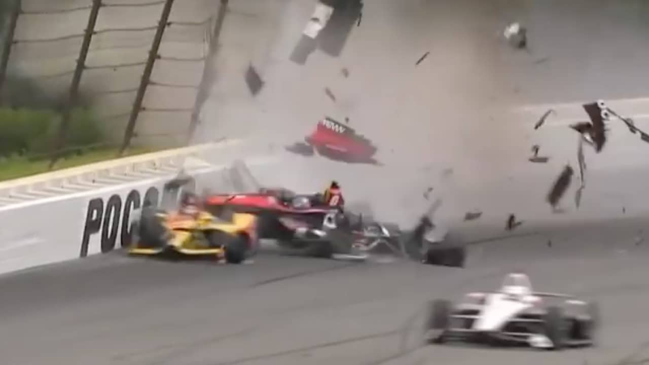 IndyCar-race stilgelegd na zware crash