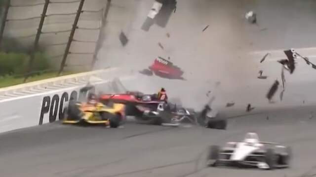 IndyCar-race stilgelegd na zware crash