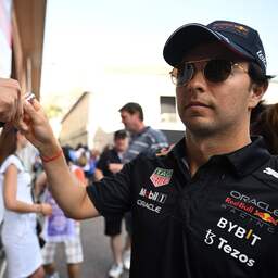 Pérez en Red Bull weer op één lijn na gesprek over voorlaten van Verstappen