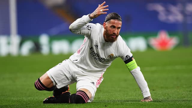 Real Madrid maakte met de teruggekeerde aanvoerder Sergio Ramos een onmachtige indruk op Stamford Bridge.