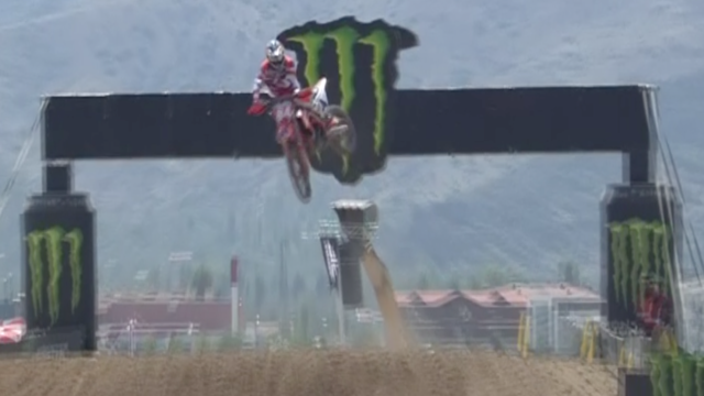 Motorcrosser Herlings opnieuw oppermachtig in Turkije