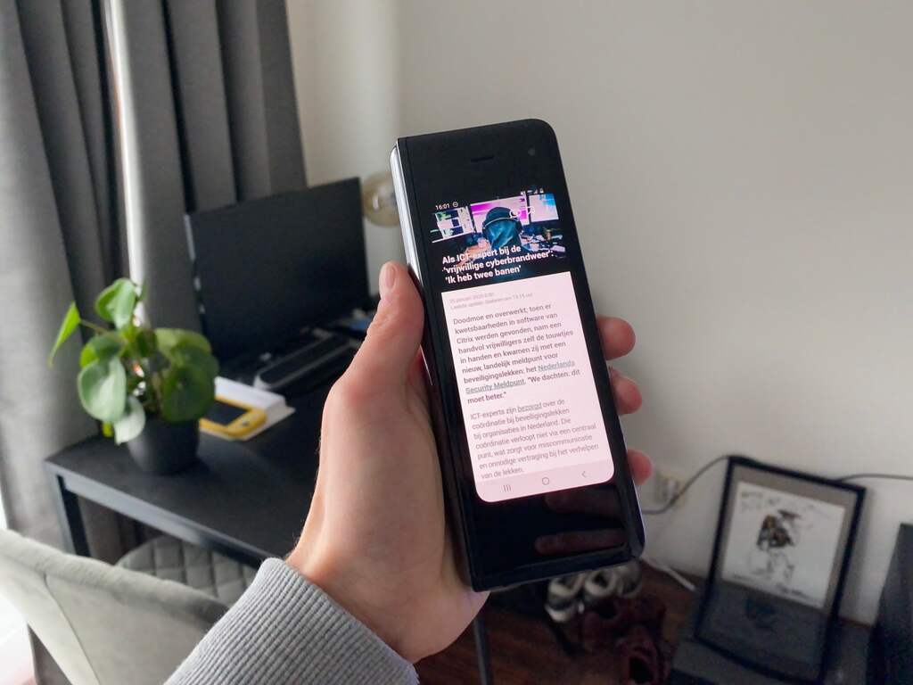 Samsung Galaxy Fold