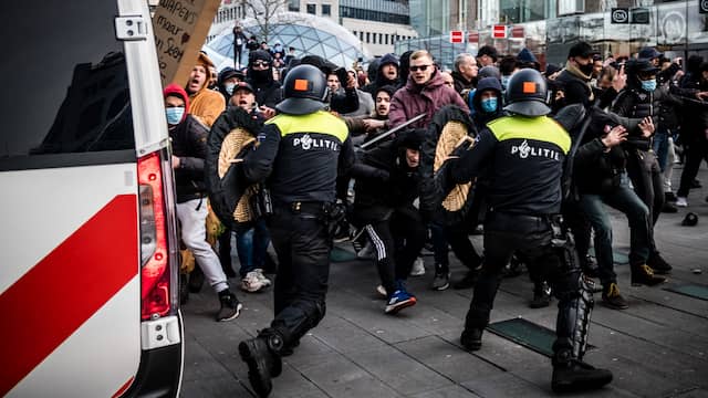 Rellen in Eindhoven.