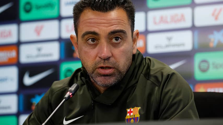 Trainer Xavi weet niks van mogelijk ontslag bij Barça: 'Er is weinig aan de hand'