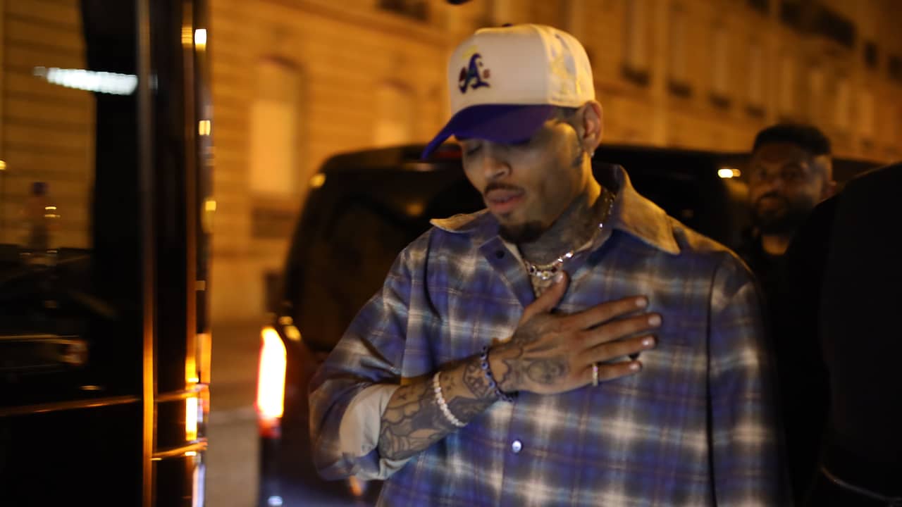 Chris Brown aangeklaagd wegens mishandeling met tequilafles | Achterklap |  NU.nl