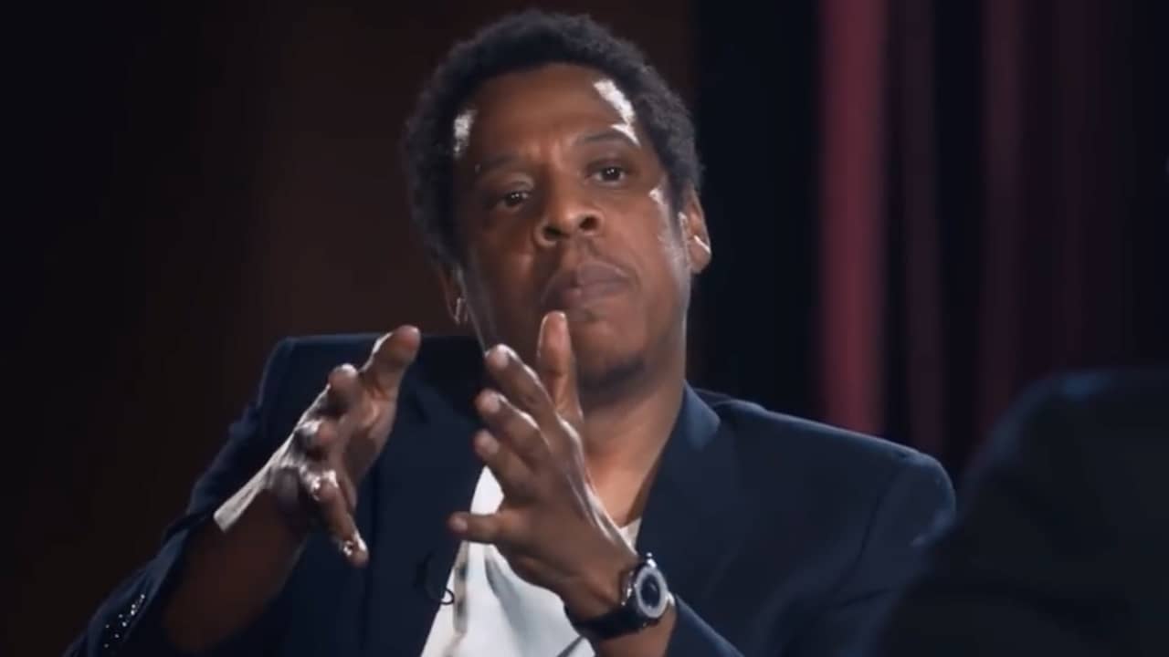 Beeld uit video: Jay-Z doet Snoop Dogg en Eminem na bij David Letterman