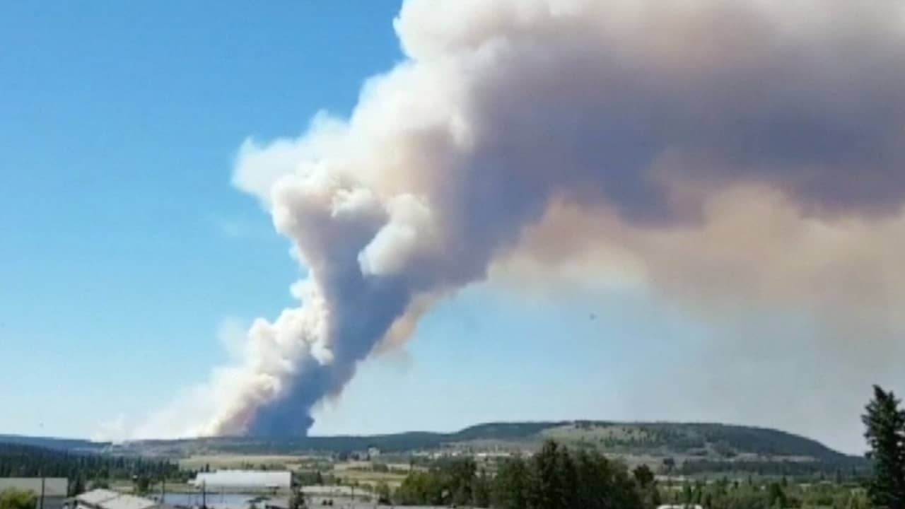 Canadese provincie wordt geteisterd door enorme bosbranden
