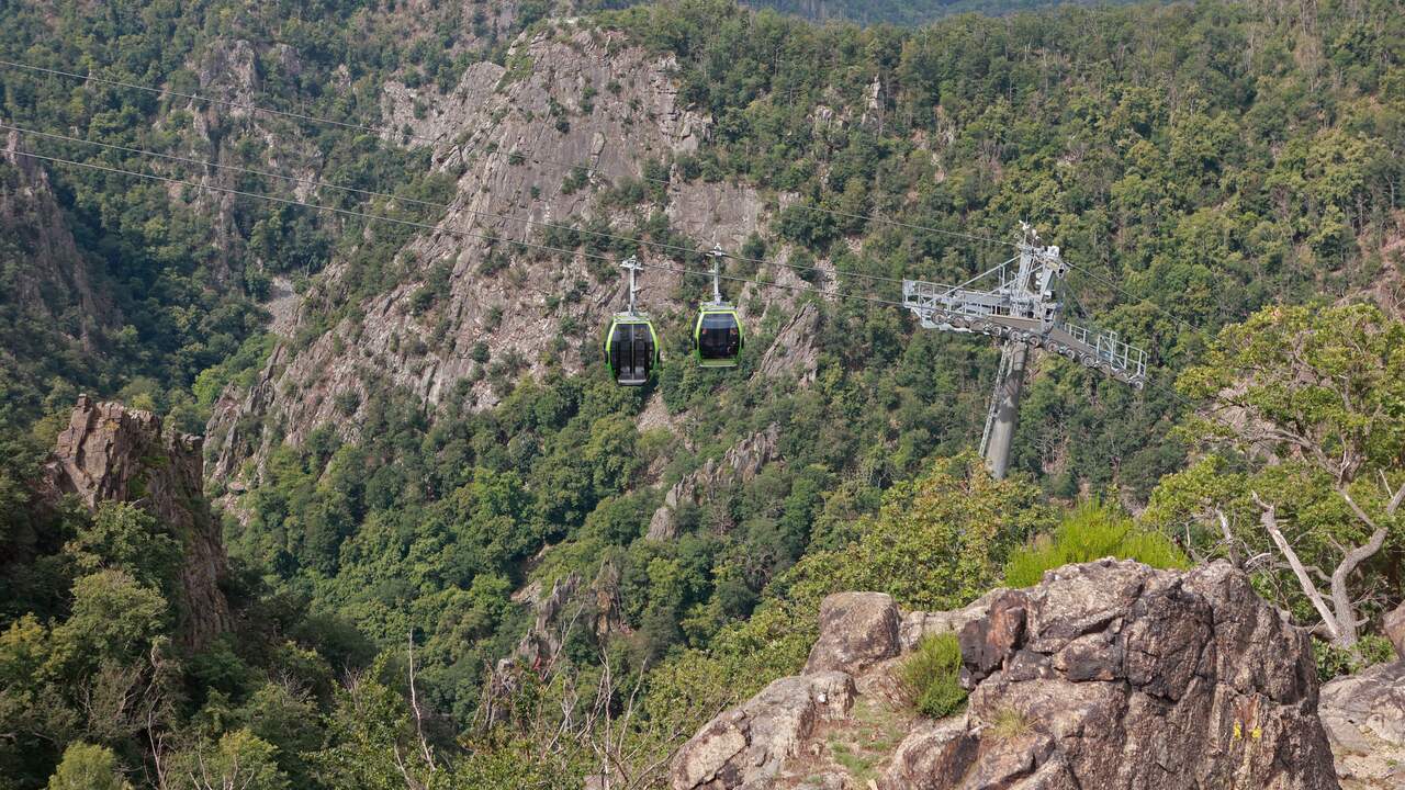 Trapped Children and Teachers in Pakistan Cable Car: Major Rescue Operation Launched