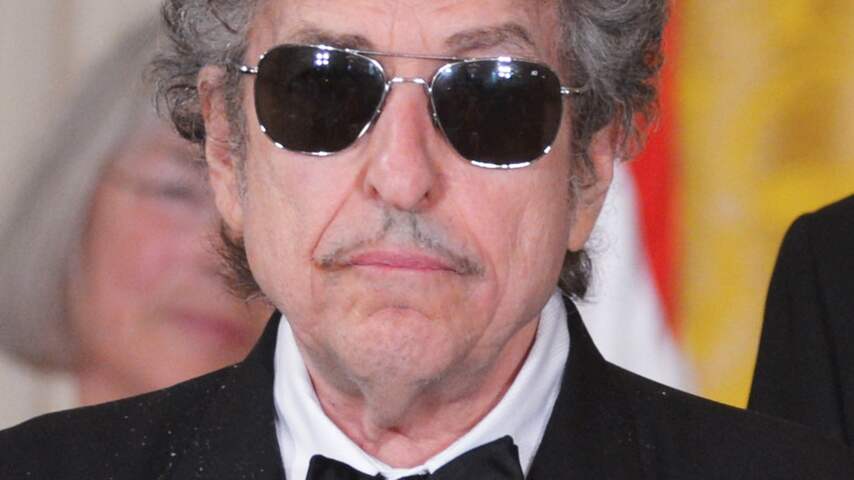 Onzeker of Bob Dylan Nobelprijs in ontvangst neemt in Stockholm