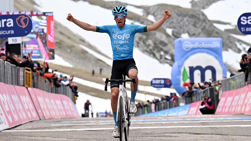 Italiaanse vluchter wint bergetappe Giro, Evenepoel en Roglic houden