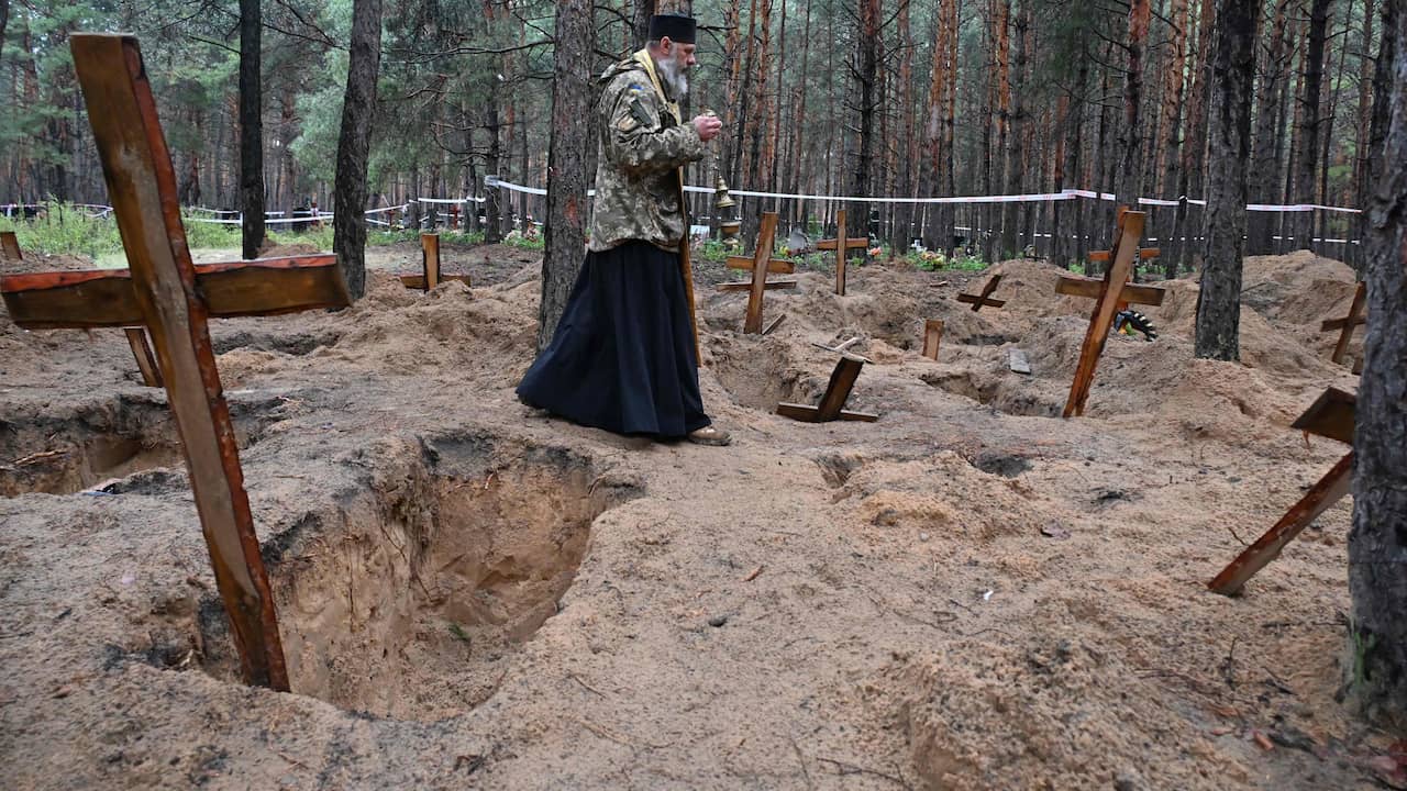 436 bodies exhumed from the mass grave in Ukrainian Izium |  NOW