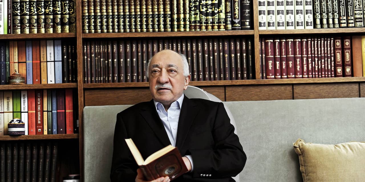 Wie is Fethullah Gülen en waarom zit Erdogan achter zijn beweging aan?
