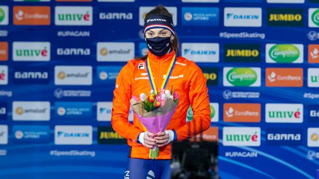 Femke Kok won dit seizoen als eerste Nederlandse de wereldbeker op de 500 meter.