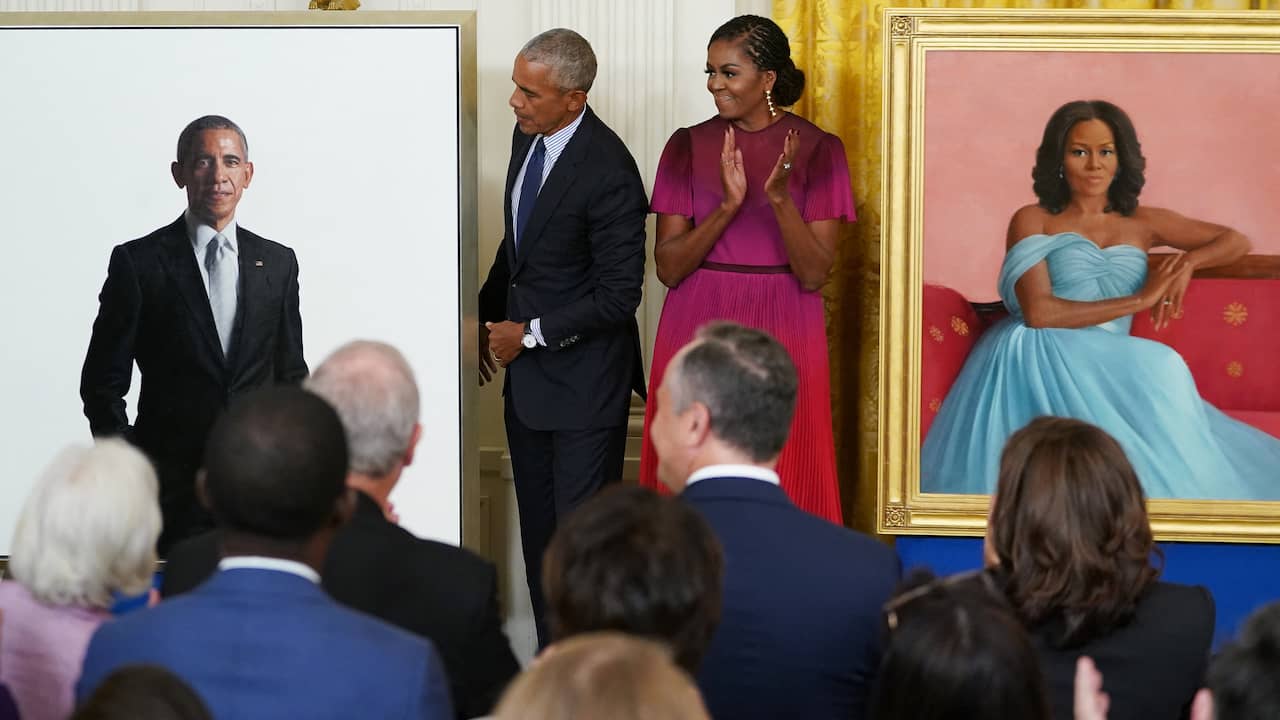 Sono state finalmente rivelate le foto di Michelle e Barack Obama alla Casa Bianca |  Attualmente