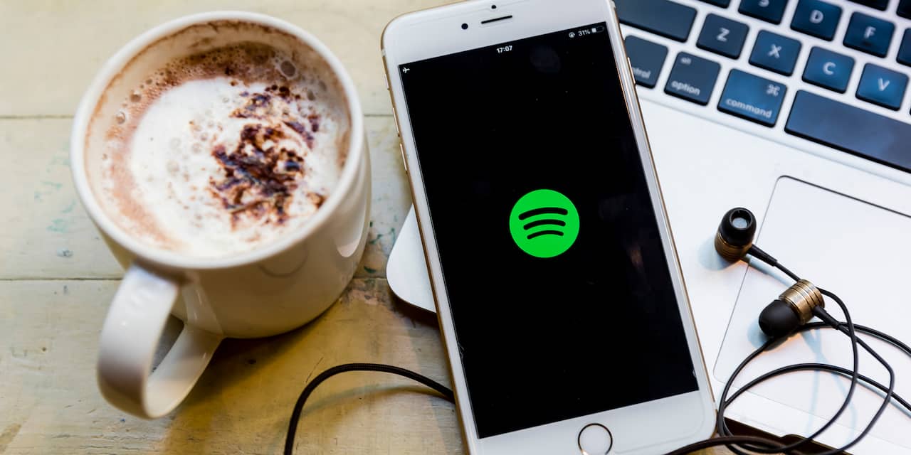 Spotify verdubbelt het aantal podcasts tot half miljoen in zes maanden