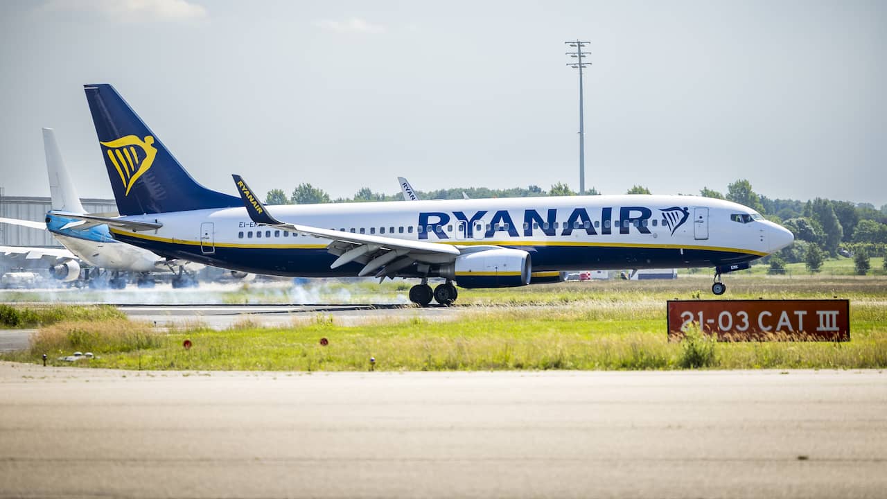 Ryanair costringe i sudafricani a dimostrare la propria nazionalità con un test in Africa |  ADESSO