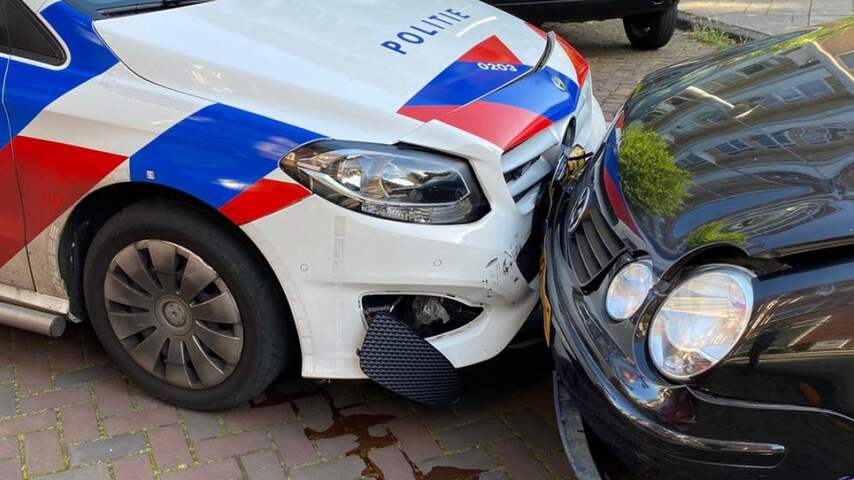 Automobilist botst onder invloed van lachgas tegen politieauto in Zuid