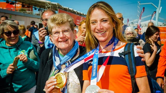 Annemiek van Vleuten veroverde in Tokio goud op de tijdrit en zilver in de wegwedstrijd.