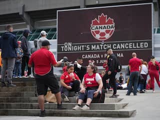 Canadese voetballers gaan vlak voor oefeninterland richting WK in staking