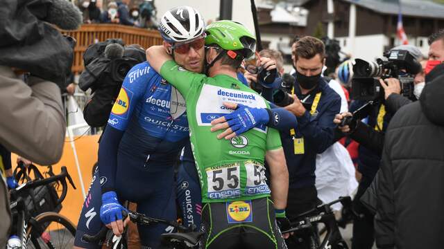 Mark Cavendish was zeer opgelucht dat hij op tijd over de finish kwam in Tignes.