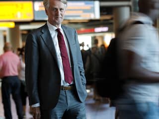Topman Schiphol: 'Groei luchthaven moet komende jaren afnemen'