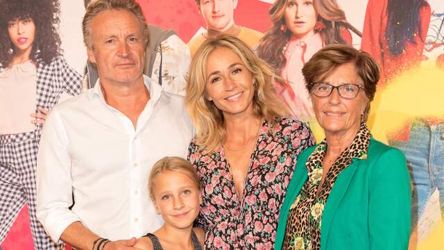 Het gezin Galjaard en Van Dijk, met van links naar rechts Erland Galjaard, Lizzy Galjaard, Wendy van Dijk en haar moeder Tiny.