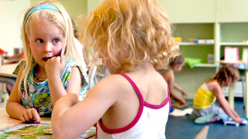 school basisschool kleuters spelen kinderdagverblijf
