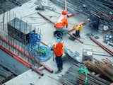 'Veel bouwbedrijven werken door tijdens bouwvak'
