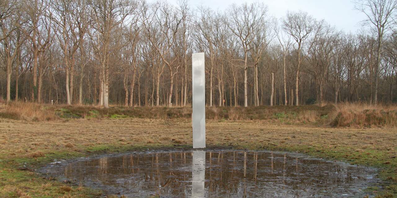Ook mysterieuze metalen monolietachtige pilaar opgedoken in Friesland