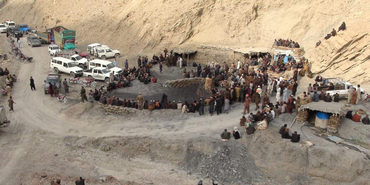Minstens zestien doden bij explosie kolenmijn Pakistan
