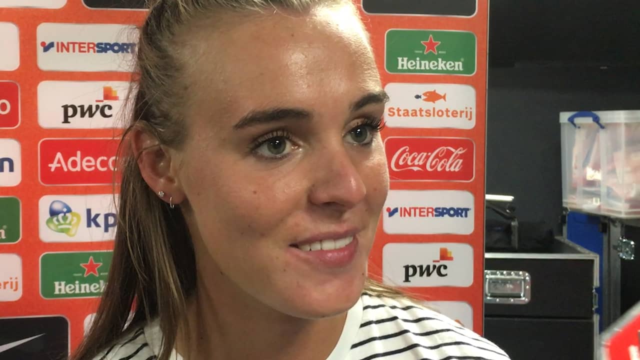Beeld uit video: Ontlading na goal Martens: 'Alsof we wereldkampioen werden'