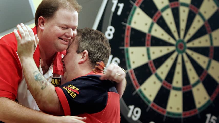 Van Barneveld Stopt Per Direct Met Darts Na Teleurstellend Optreden In ...