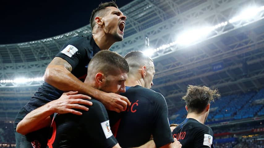 Kroatië na verlenging tegen Engeland voor het eerst in WK-finale