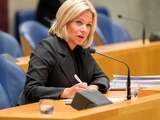 Minister Hennis trekt boetekleed aan in Mali-debat
