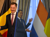Belgische premier komt terug op blunder met omgekeerde Nederlandse vlag