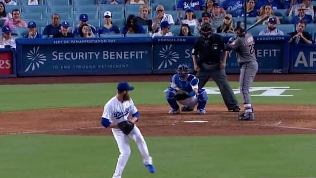 Honkballer Martinez evenaart record met vier homeruns in één duel