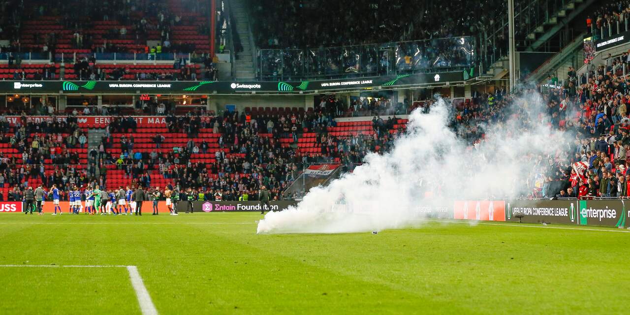 PSV moet uefa 50.000 euro aan boetes betalen voor wangedrag fans