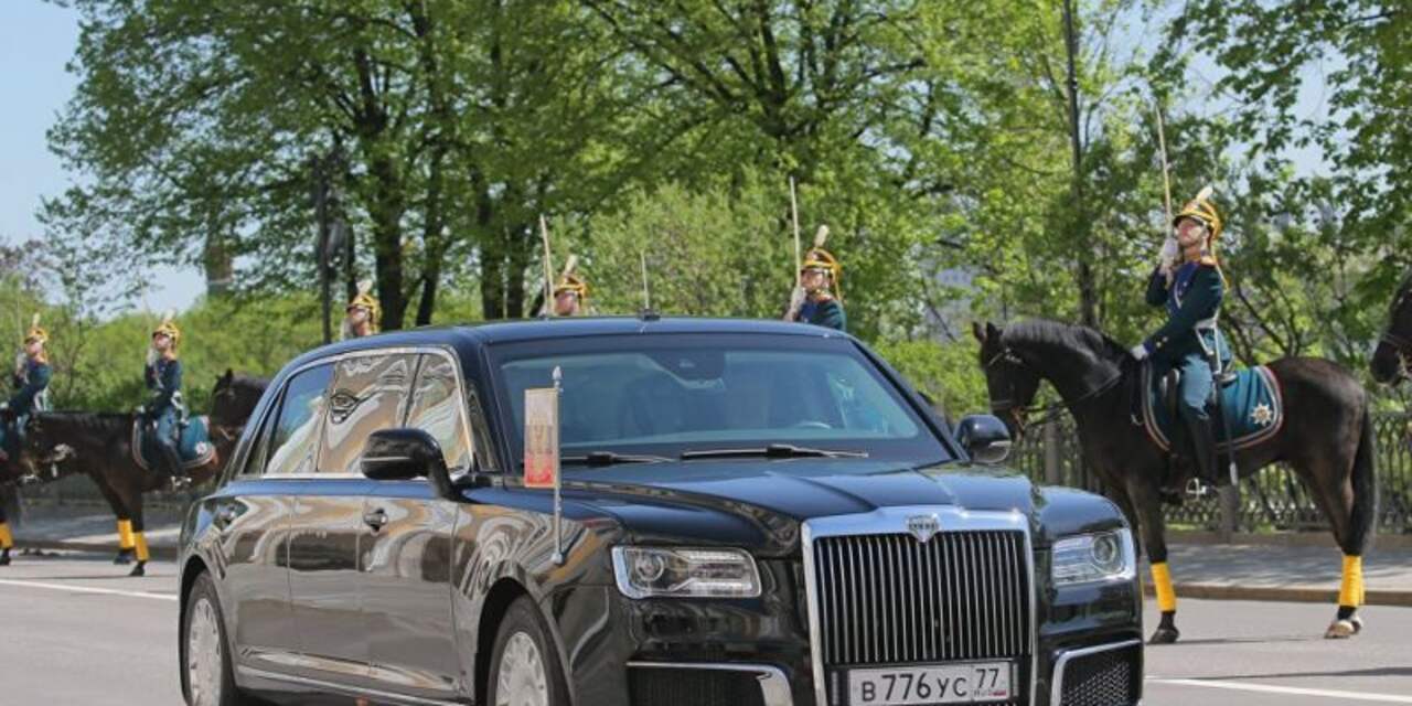 Nieuwe presidentiële limousine Vladimir Poetin gelanceerd