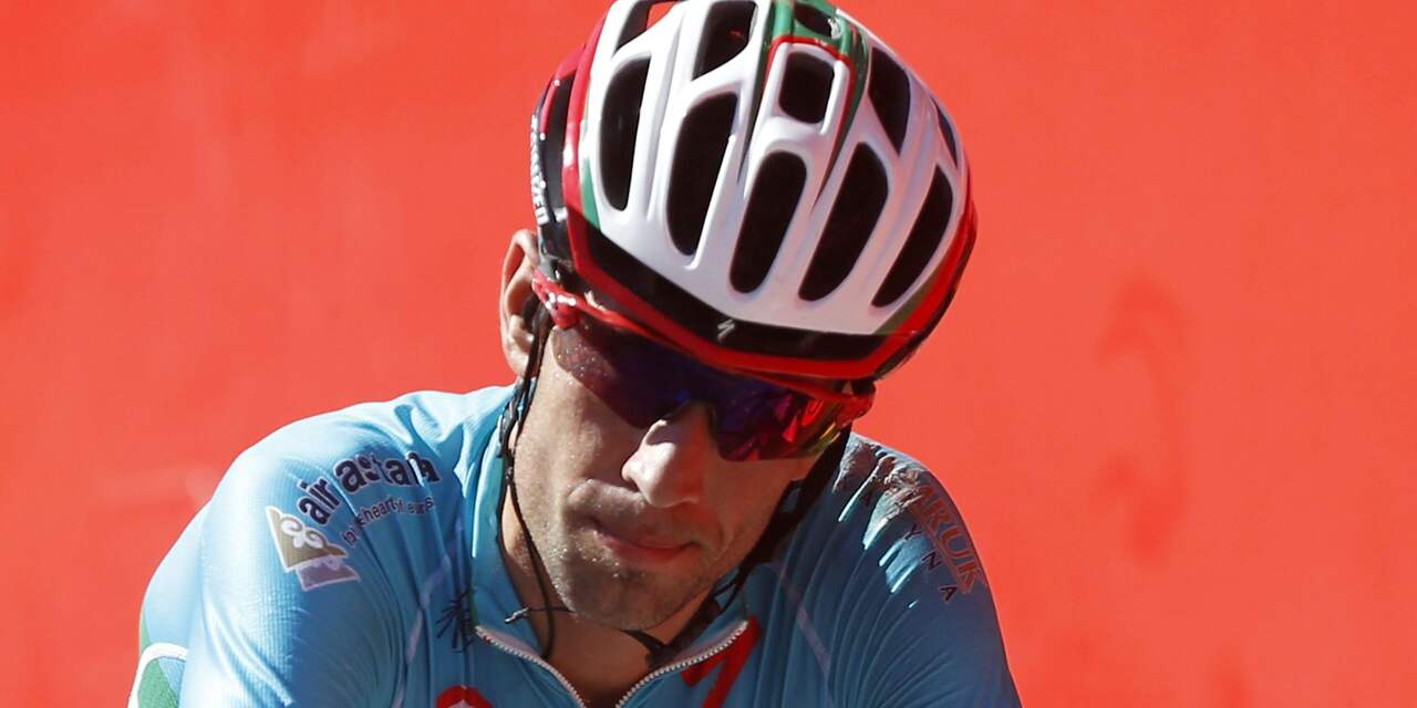 Nibali voelt zich als 'monster' behandeld na uitsluiting in Vuelta