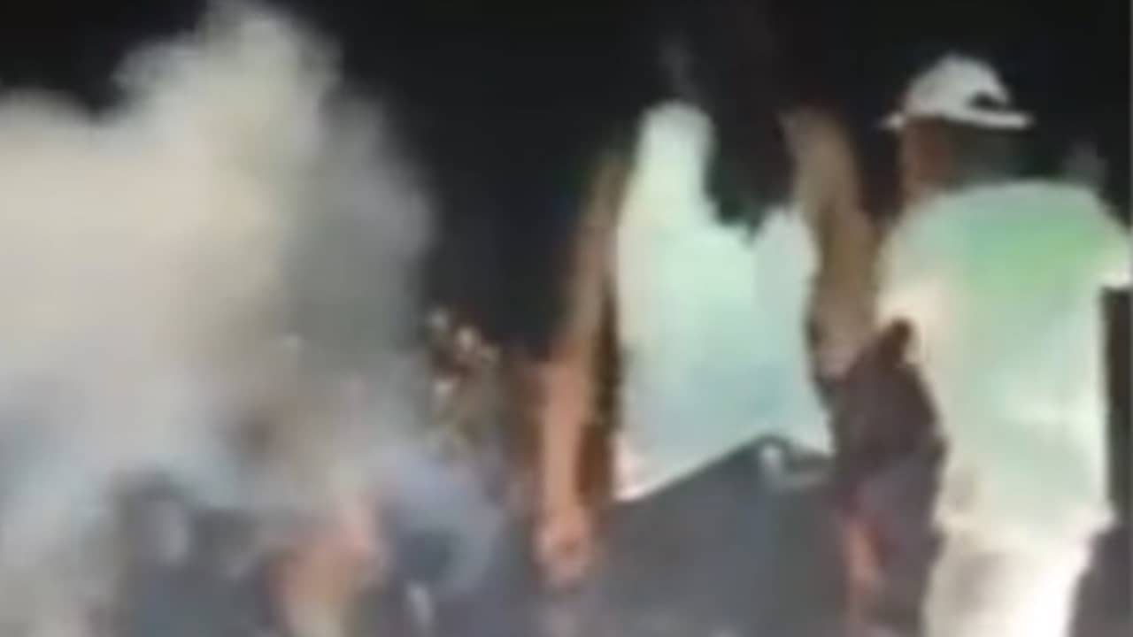 Beeld uit video: Gewonden na omvallen hek tijdens concert Snoop Dogg in New Jersey 