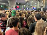 Gestrande reizigers kraken NS na nacht in Ziggo Dome: 'Aan ons lot overgelaten'