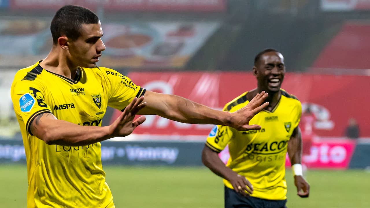 Top Scorer Giakoumakis Gives Vvv A Stunt Against Vitesse With Four Goals Teller Report