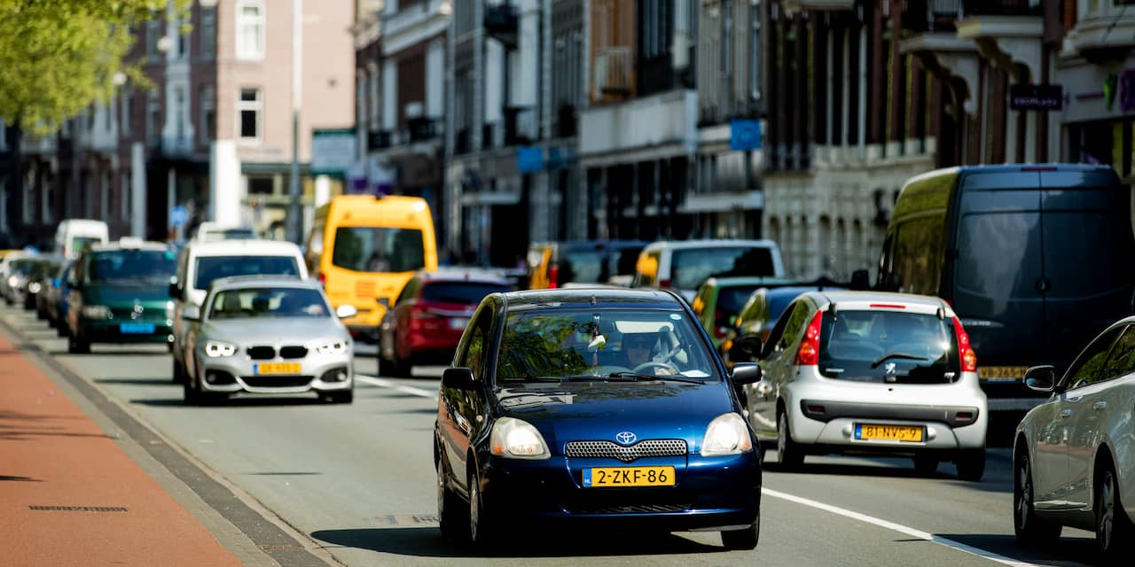 Gemeente hoopt Amsterdammers met 'experiment' te overtuigen auto weg te doen