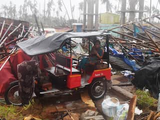 Zeker drie doden en 160 gewonden door cycloon Fani in India