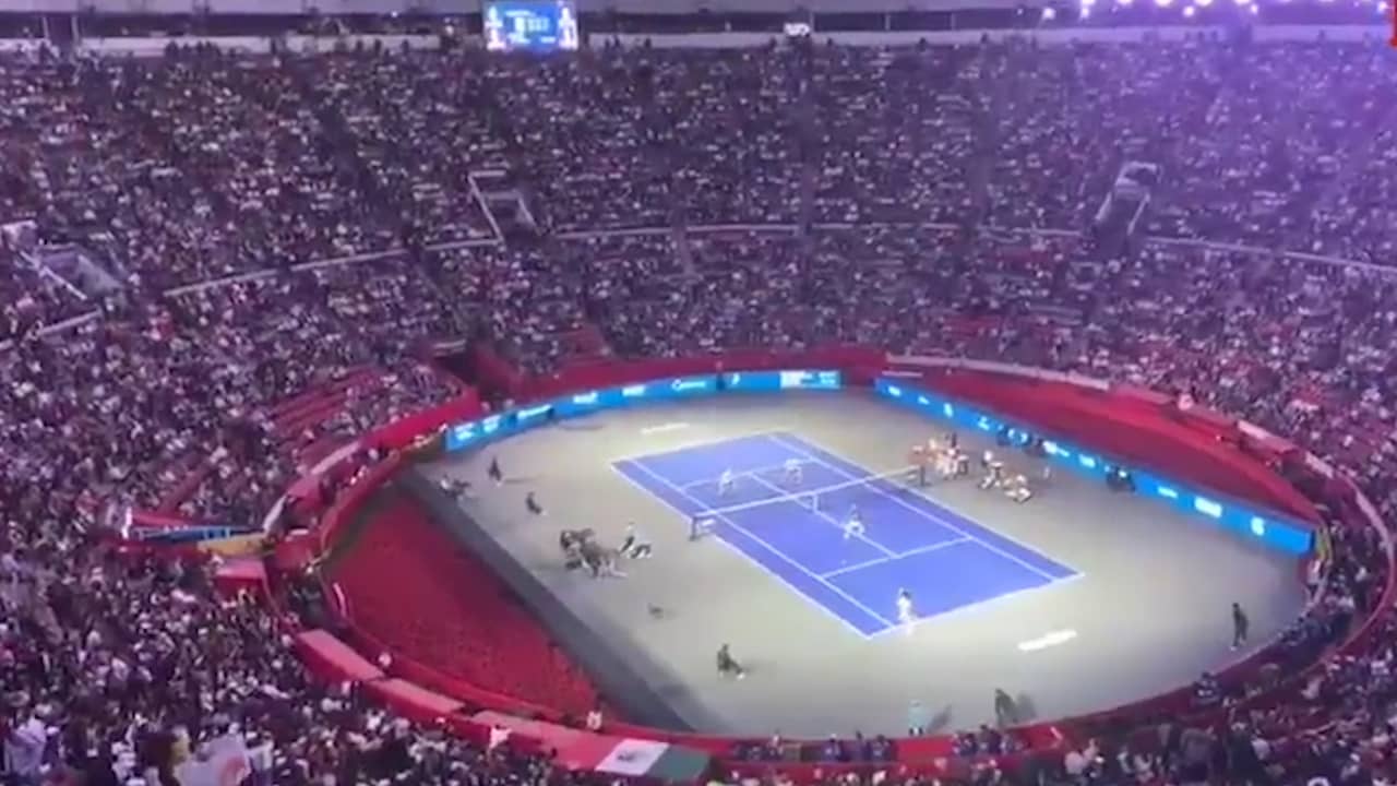 Federer en Zverer breken bezoekersrecord in Mexico-City