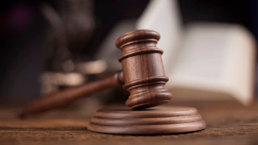 Rechter legt verdachte van meerdere auto-inbraken ISD-traject op